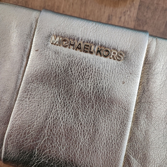 Michael Kors gold clutch - Picture 2 of 3